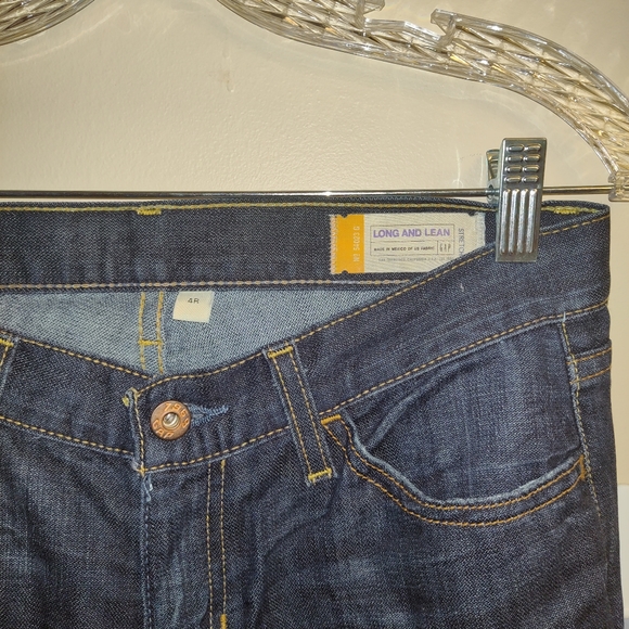 Women's GAP jeans size 4 - Picture 2 of 4